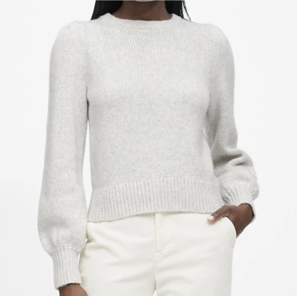Banana Republic Puff Sleeve Alpaca Wool L/S Sweater Size Medium Light Gray EUC